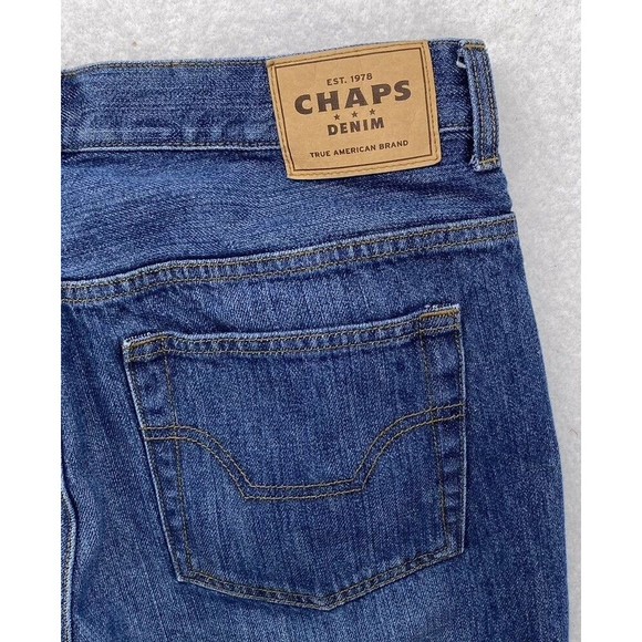 Chaps Jeans Mens Size 34X30 Mid Rise Straight Fit Medium Wash  Cotton Denim Blue - Picture 5 of 15